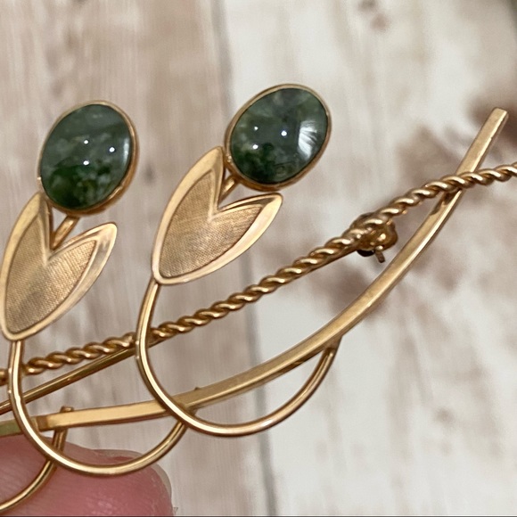 Vintage VD Signed 12K GF Gold Vermeil Flower Bell Drop Jade Green Stone Brooch - Picture 5 of 10